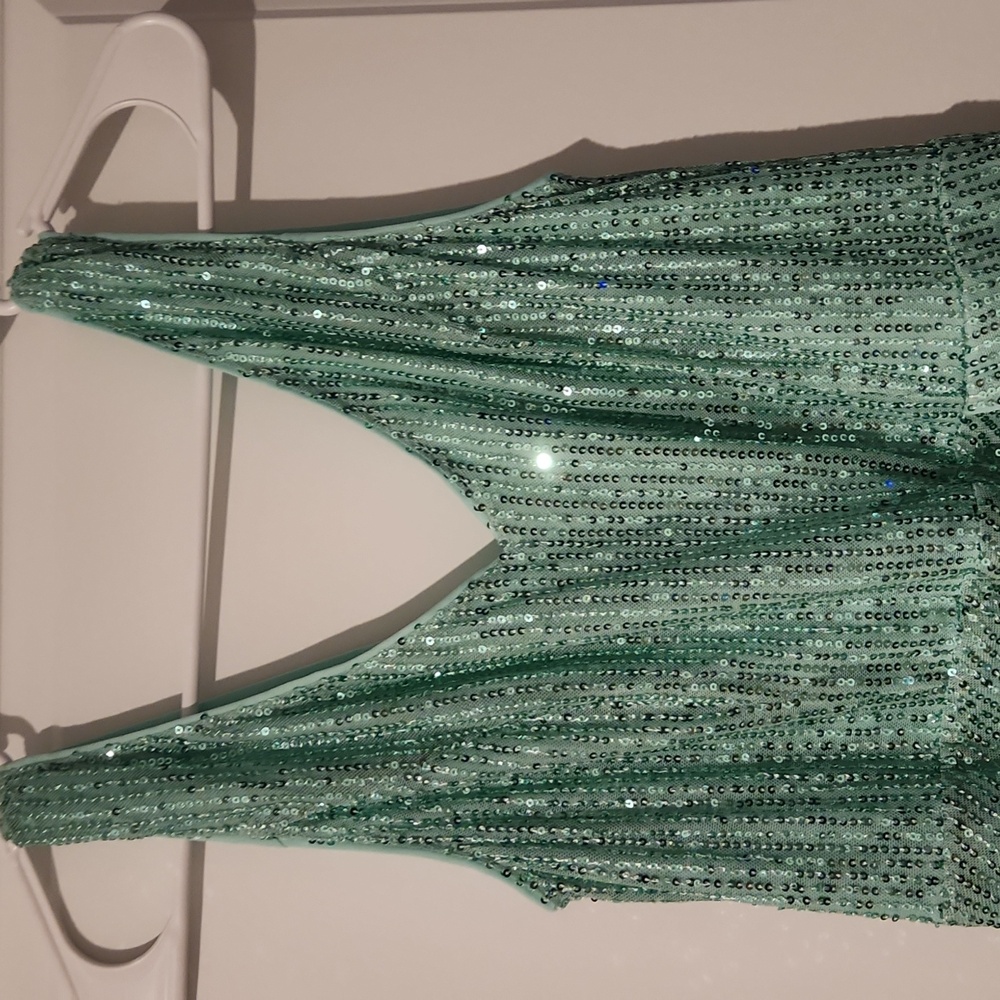 Green Sequin Evening‎ Dress